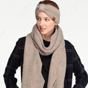 C.C Exclusive Women's Bow Tie Pattern Knit Headband